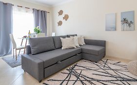 The Sunset 1 Bed Flat Short Walk Armacao Beach